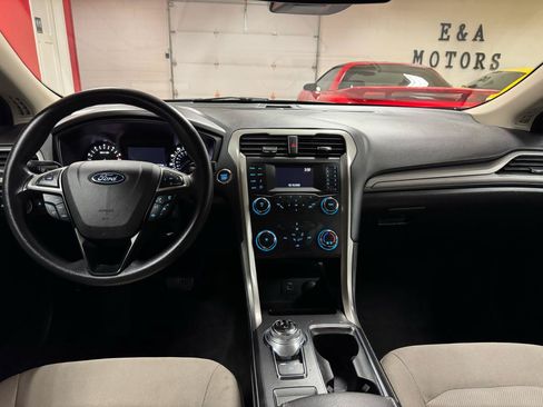 Used 2019 Ford Fusion S FWD image 33