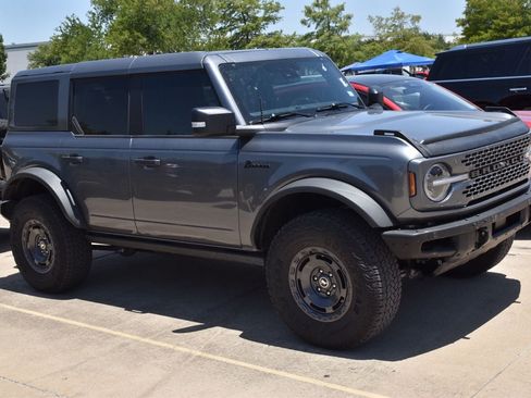 Used 2025 Ford Bronco Badlands AWD/4WD image 5