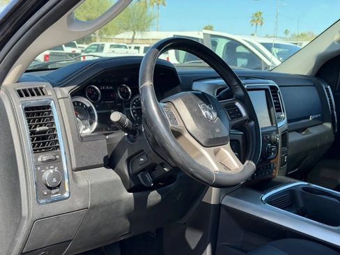 Used 2016 RAM 3500 Laramie w/ Convenience Group AWD/4WD image 17