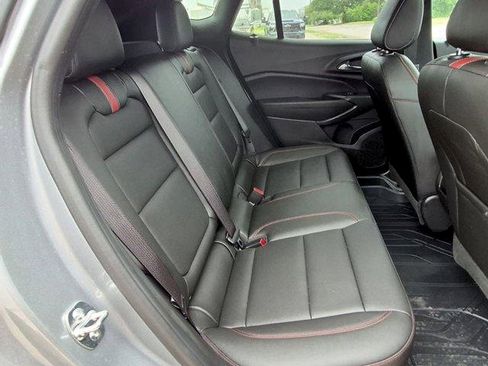 Used 2026 Chevrolet Trax RS w/ Sunroof Package FWD image 26