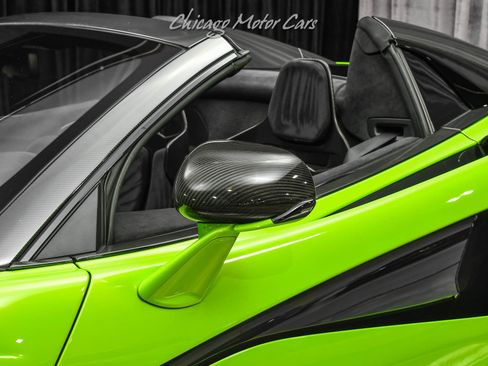 Used 2020 McLaren 600LT Spider image 32