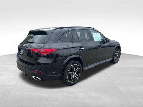 Used 2026 Mercedes-Benz GLC 300 4MATIC image 5