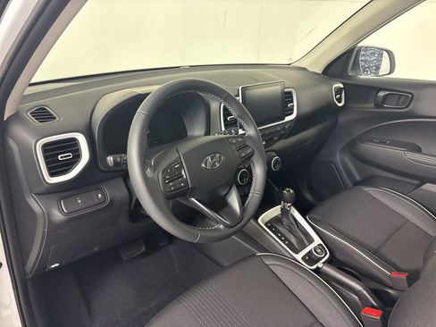 New 2026 Hyundai Venue SEL image 15