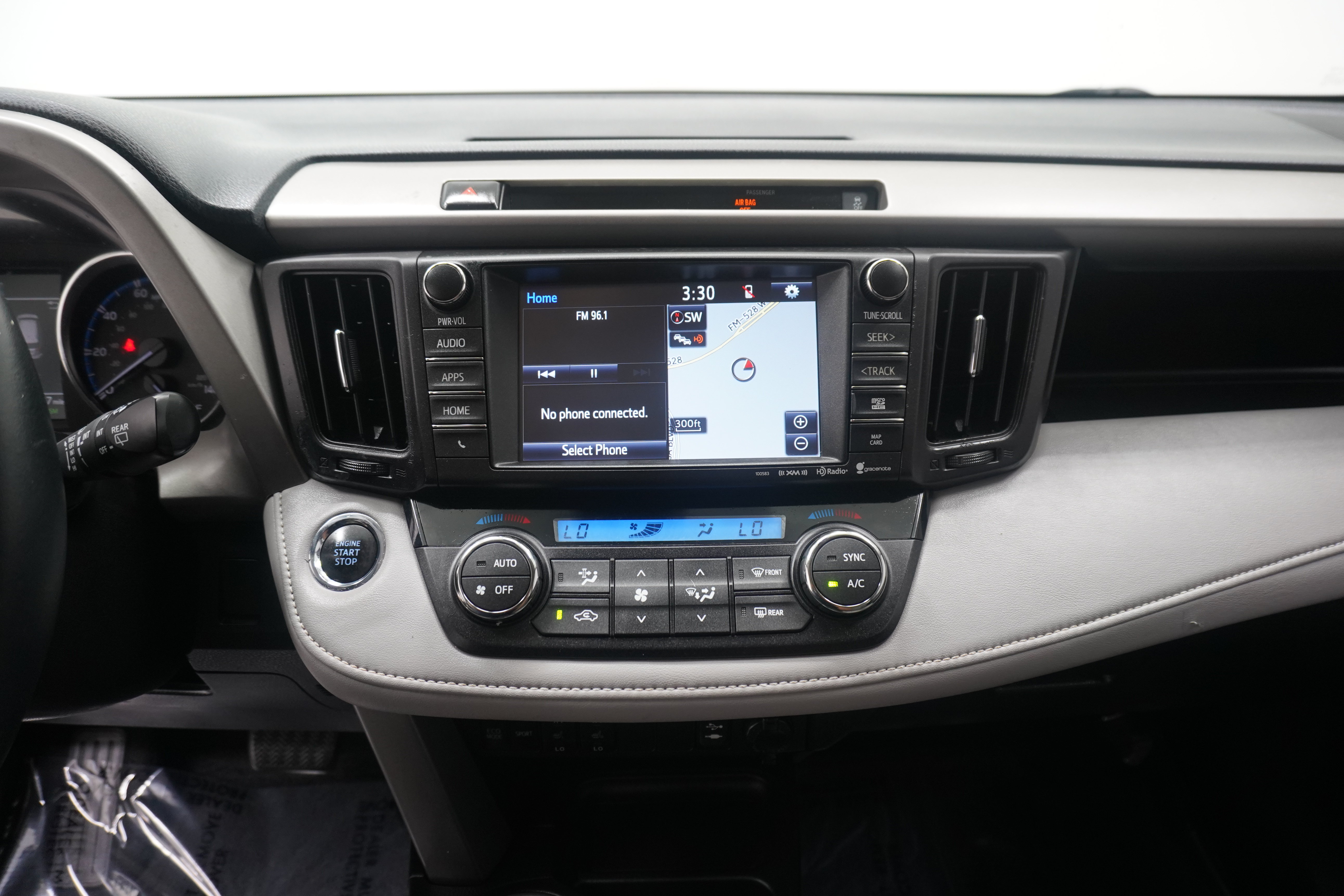 Used 2016 Toyota RAV4 Limited FWD image 18