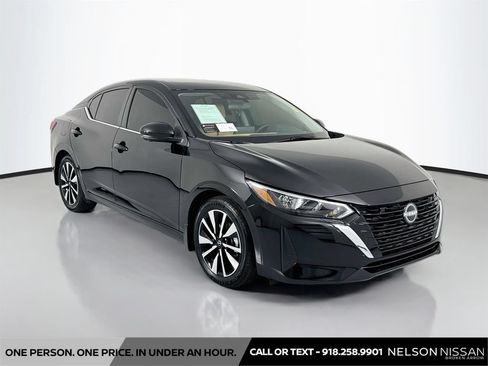 Certified 2025 Nissan Sentra SV w/ SV Premium Package FWD image 3