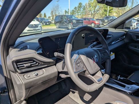 New 2026 Buick Envista Sport Touring image 9