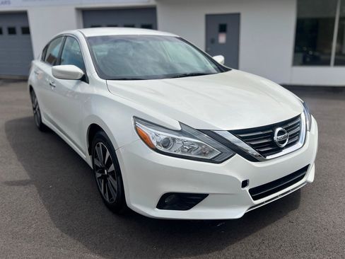 Used 2018 Nissan Altima 2.5 SV FWD image 5