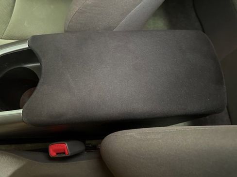 Used 2013 Toyota Prius Three image 23