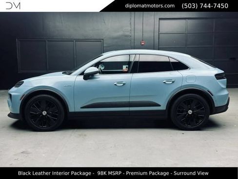 Used 2025 Porsche Macan 4 Electric AWD/4WD image 4