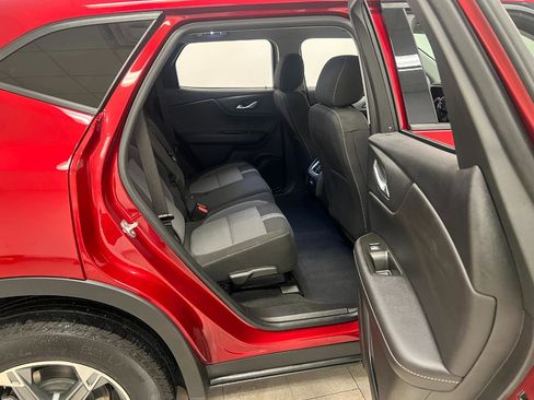 Used 2025 Chevrolet Blazer LT image 35