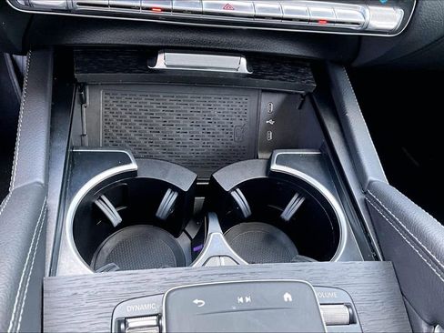 Used 2025 Mercedes-Benz GLE 350 4MATIC image 31