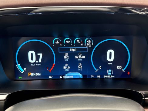 Used 2022 Ford F150 Lariat w/ Equipment Group 502A High image 13