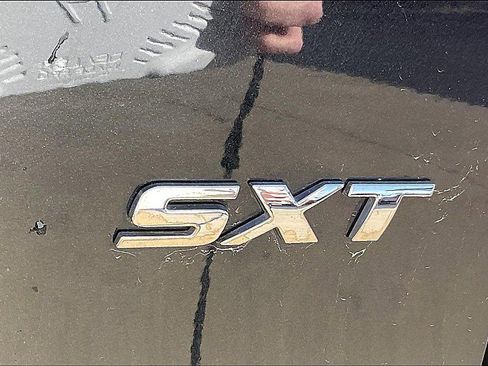 Used 2020 Dodge Grand Caravan SXT image 22