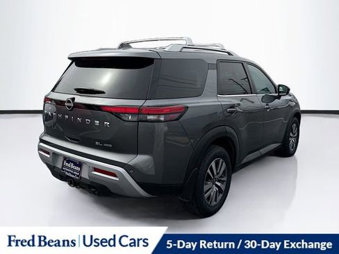 Used 2023 Nissan Pathfinder SL AWD/4WD image 8