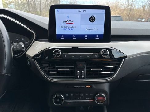 Used 2020 Ford Escape SE image 7