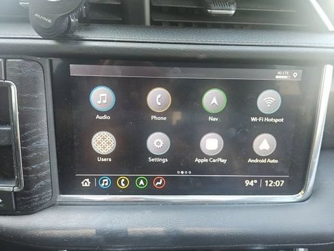 Used 2021 GMC Yukon Denali w/ Denali Premium Package AWD/4WD image 11