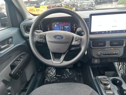 Used 2025 Ford Maverick XL image 7