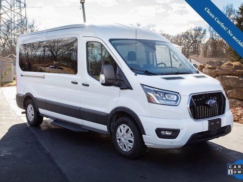 Used 2023 Ford Transit 350 XLT image 7