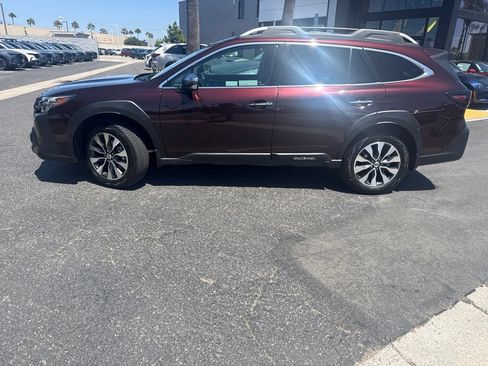 Used 2023 Subaru Outback Touring XT AWD/4WD image 9