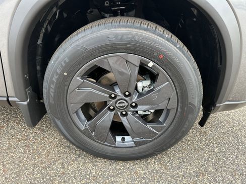 New 2026 Nissan Rogue SV image 12