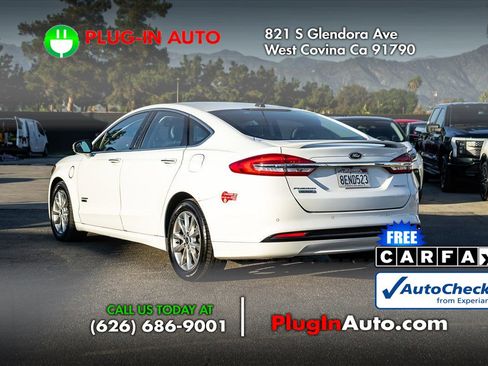 Used 2018 Ford Fusion Energi Titanium image 2