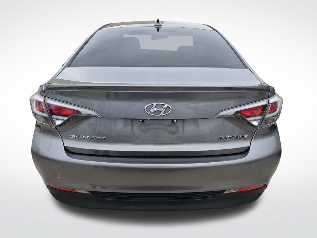 Used 2017 Hyundai Sonata SE FWD image 14