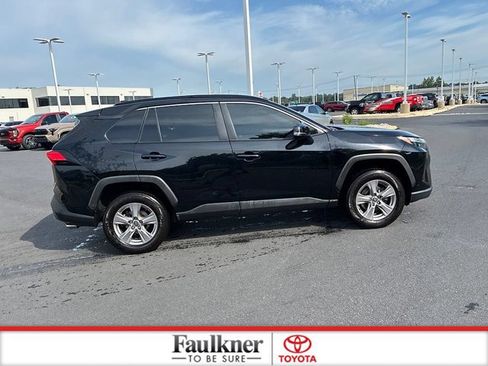Certified 2022 Toyota RAV4 XLE AWD/4WD image 6