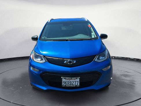 Used 2021 Chevrolet Bolt Premier w/ Infotainment Package FWD image 2