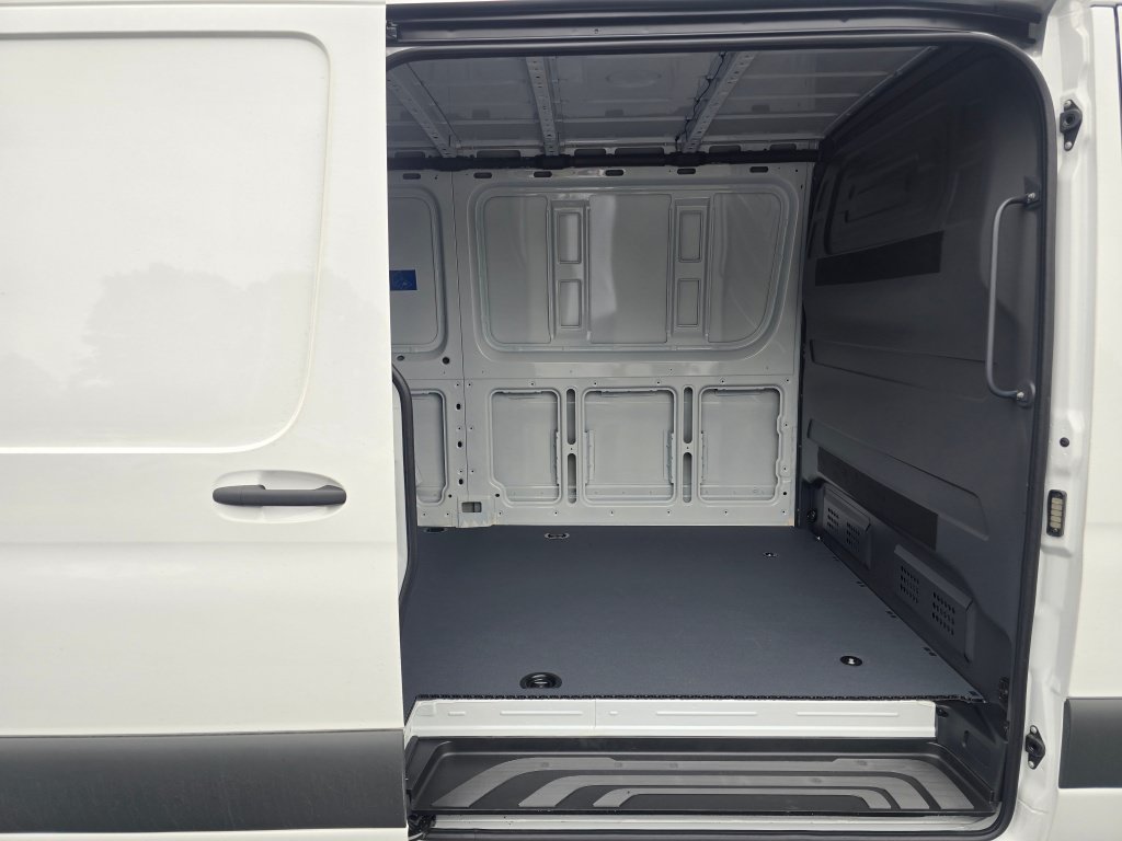 New 2026 Mercedes-Benz Sprinter 2500 image 17