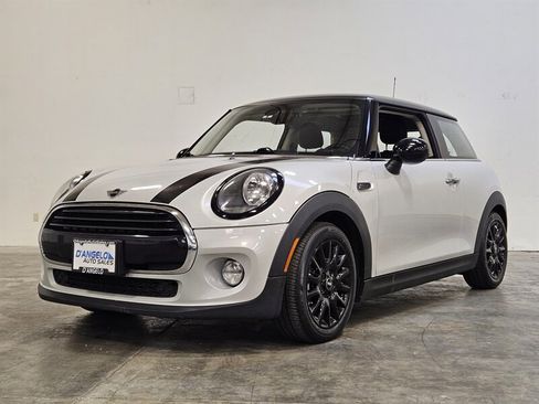 Used 2019 MINI Cooper 2-Door Hardtop FWD image 4