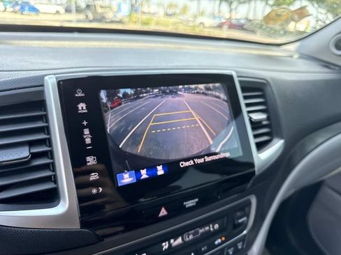 Certified 2018 Honda Pilot EX-L image 26