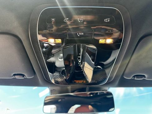 Used 2025 Mercedes-Benz C 300 Sedan image 16