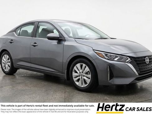Used 2025 Nissan Sentra S image 1