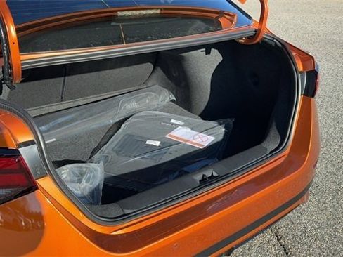 New 2025 Nissan Sentra SR w/ SR Premium Package image 15