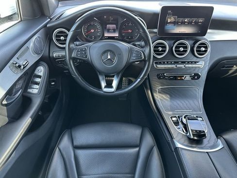 Used 2019 Mercedes-Benz GLC 300 4MATIC Coupe image 12