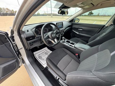 Used 2023 Nissan Sentra SV image 21