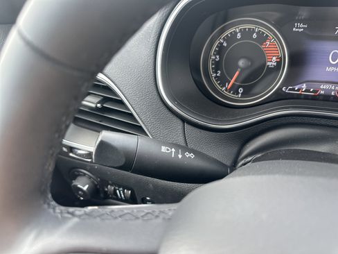 Used 2022 Jeep Cherokee Latitude Lux image 22