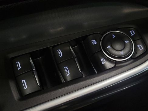 Used 2020 Cadillac XT4 Premium Luxury image 27