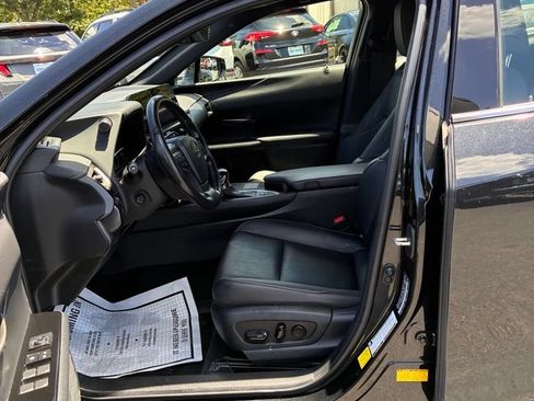 Used 2023 Lexus UX 250h AWD w/ Accessory Package (Z2) image 23