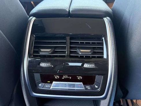 Used 2024 BMW X7 xDrive40i w/ Executive Package AWD/4WD image 31
