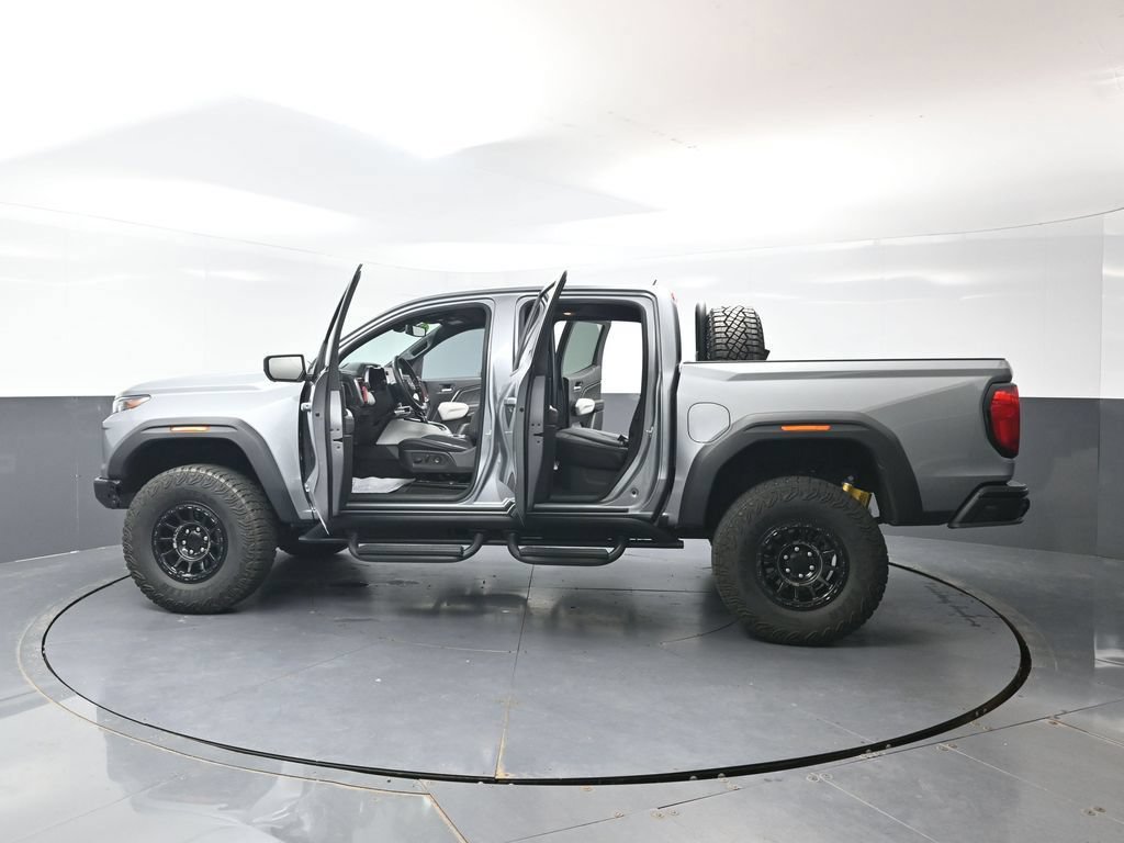 Used 2024 GMC Canyon AT4X w/ AT4X AEV Edition AWD/4WD image 61