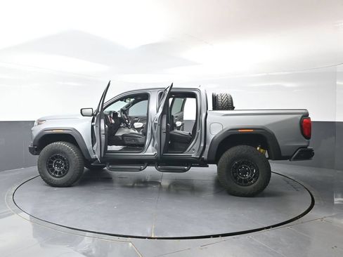 Used 2024 GMC Canyon AT4X w/ AT4X AEV Edition AWD/4WD image 61