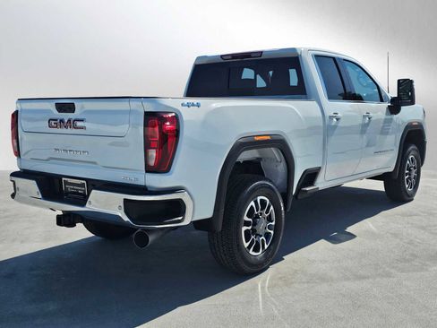 New 2025 GMC Sierra 2500 SLE w/ SLE Value Package; image 3