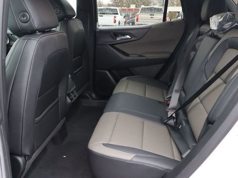 New 2026 Chevrolet Equinox LT image 22