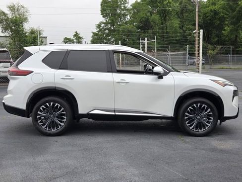 New 2026 Nissan Rogue Platinum AWD/4WD image 6