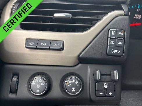 Certified 2020 GMC Yukon Denali w/ Denali Ultimate Package AWD/4WD image 21