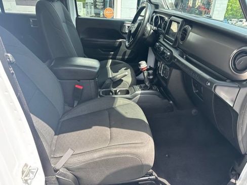 Used 2021 Jeep Wrangler Unlimited Sport AWD/4WD image 8