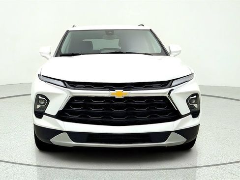 Used 2024 Chevrolet Blazer LT w/ Convenience Package FWD image 2