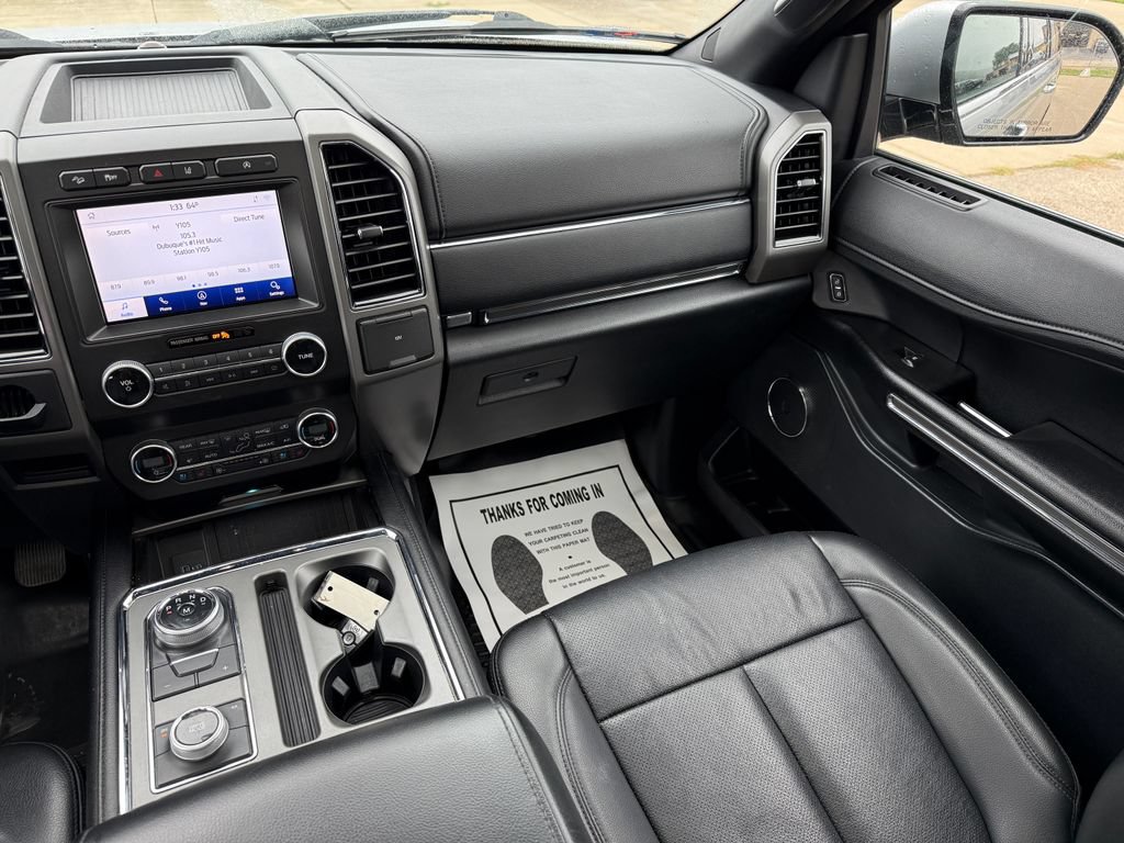 Used 2020 Ford Expedition Max XLT w/ Equipment Group 202A AWD/4WD image 25
