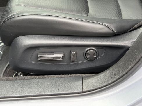 Used 2023 Honda Accord Touring image 14